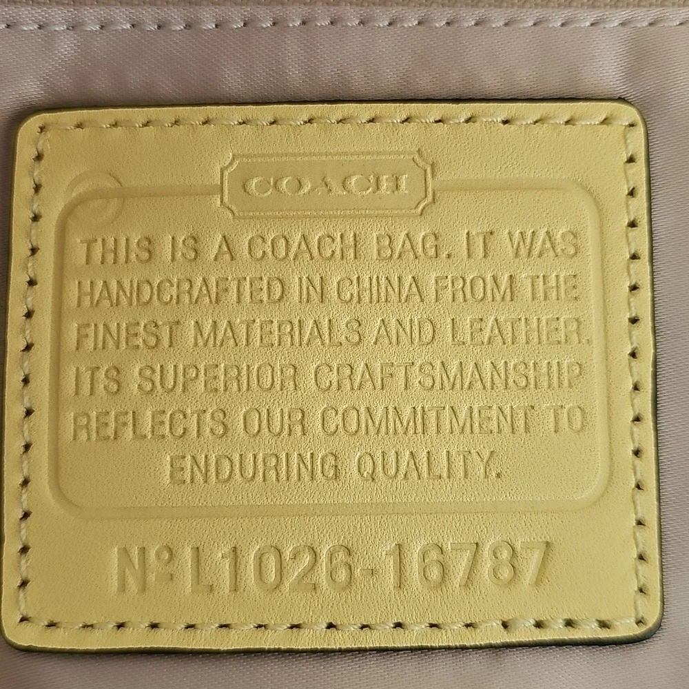 Coach NWT 2010 Kristin Yellow Leather Hobo Convertible Shoulder Bag MSRP $398